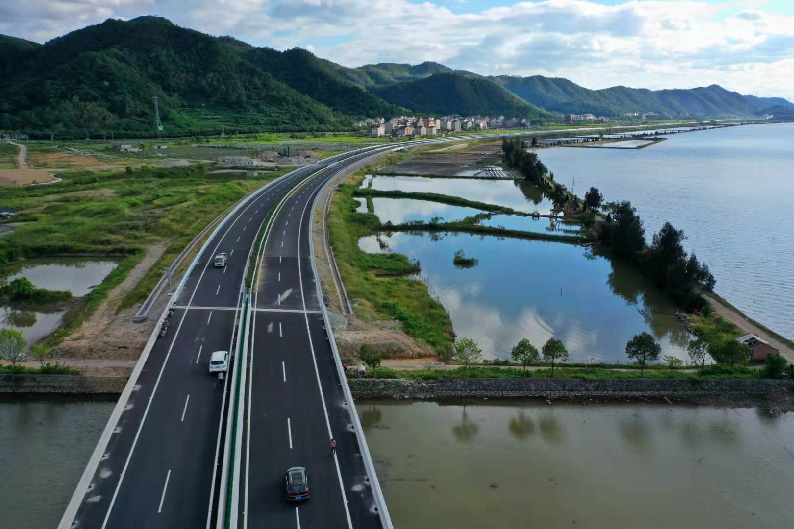 温岭泽国至玉环大麦屿疏港公路工程（228国道）温岭段第三标段